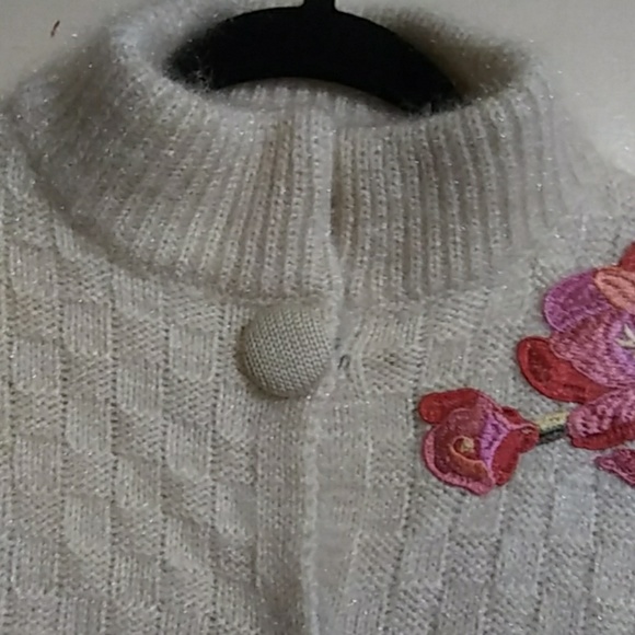 Cardigan - Picture 3 of 3